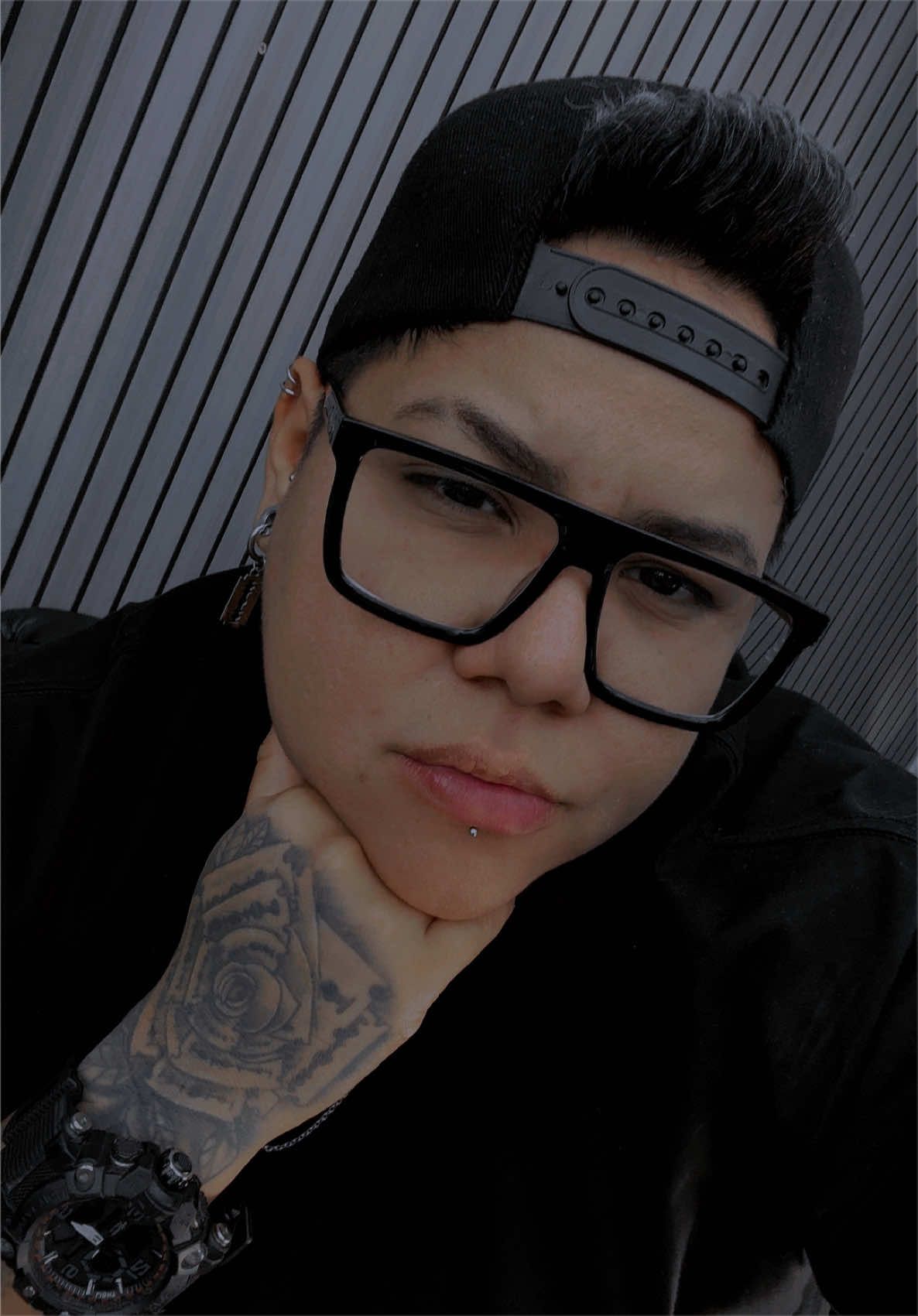 @🐼