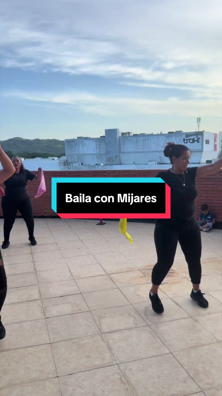 @Baila con Mijares.