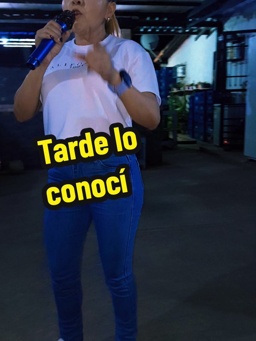 @LlaneritaOficial