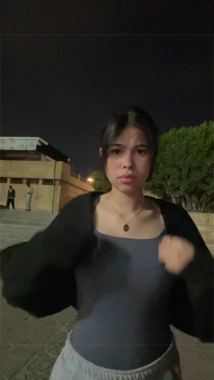 @🥂