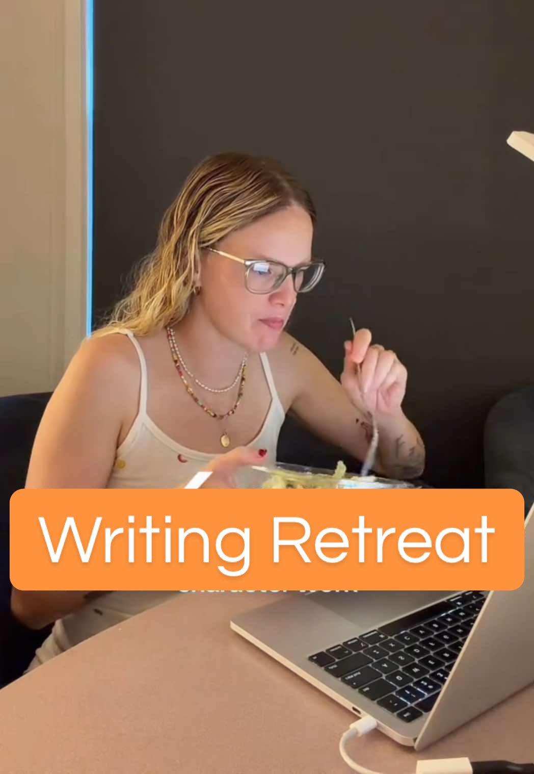 @Jessa Rivers | Writer