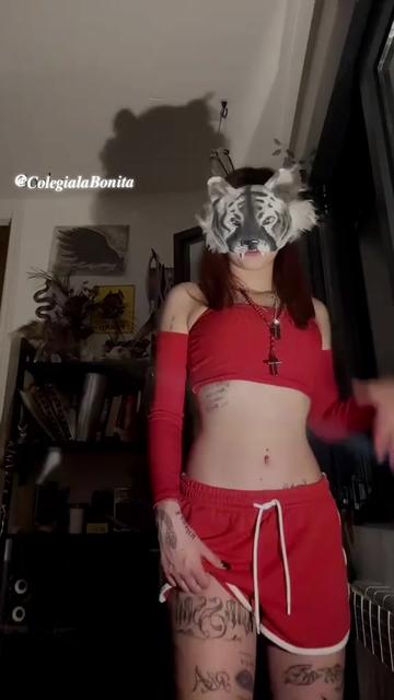 @Colegiala Bonita