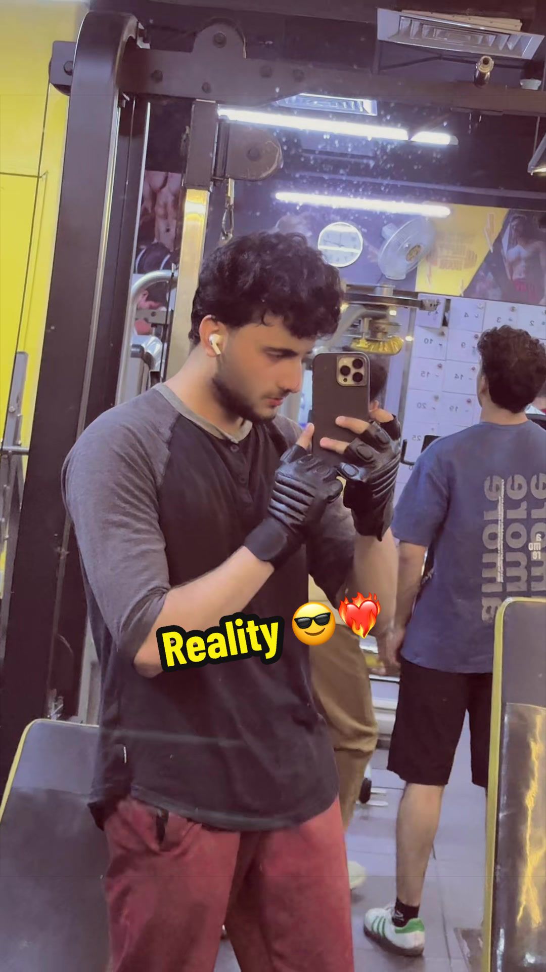 @𝙎𝙤𝙣𝙪_𝙍𝙖𝙟𝙥𝙪𝙩_🔥 🇦🇪