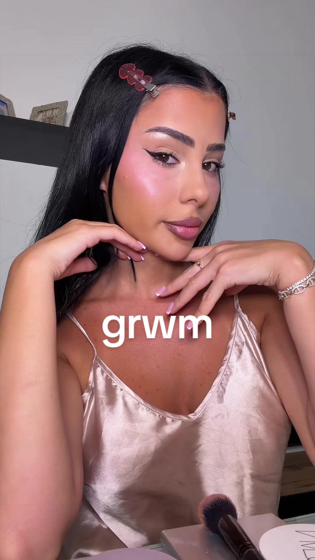 @DANIELA