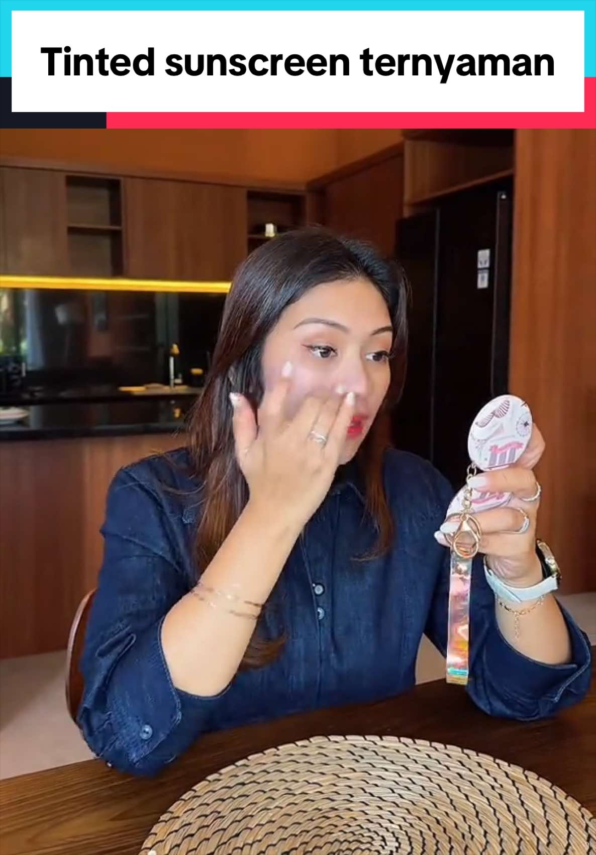 @Skin Solutionist