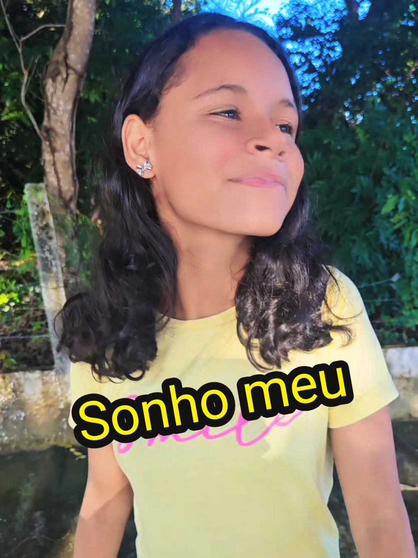 @BEATRIZ COM PAPAI