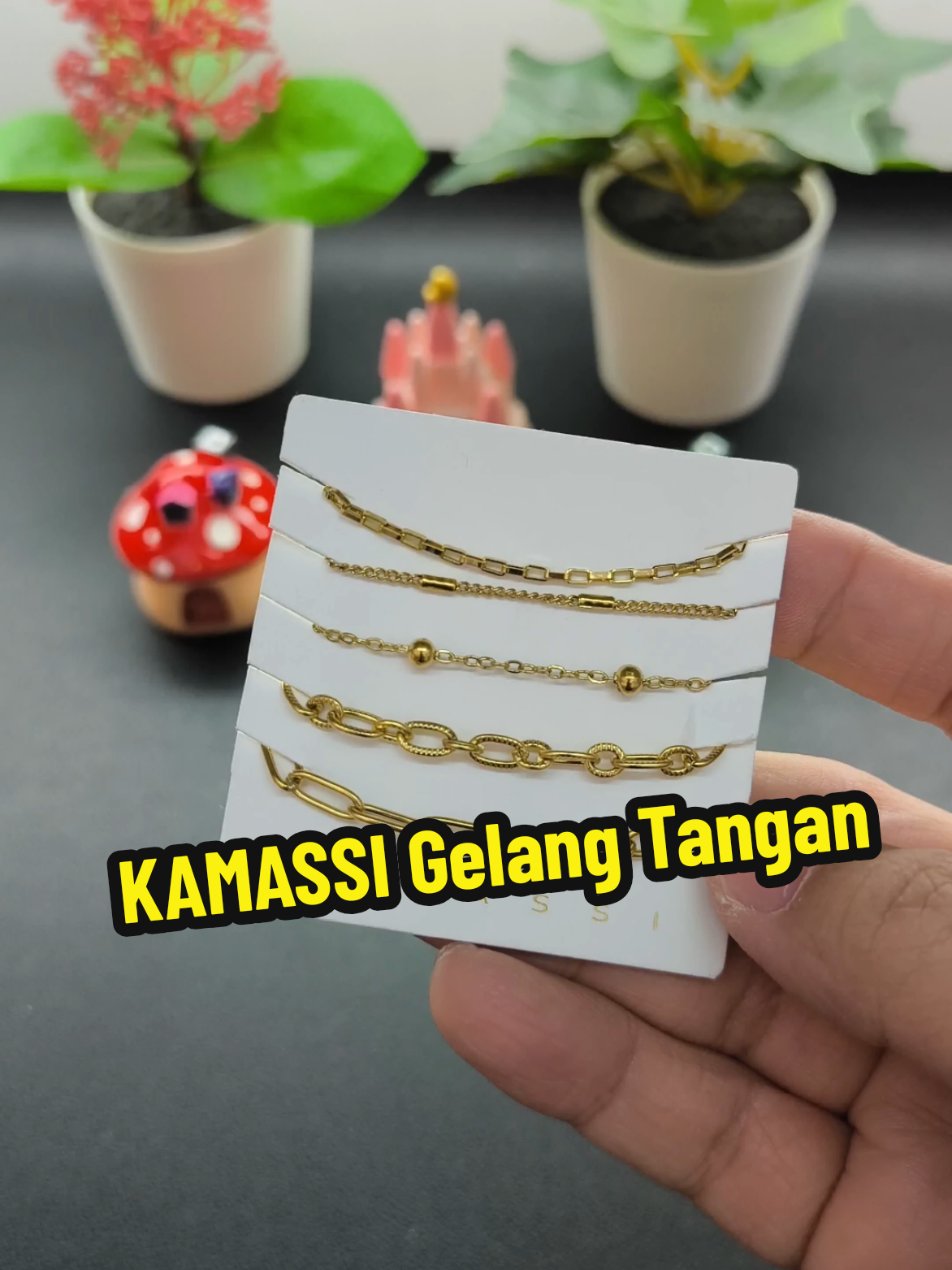 @FashionForUshop
