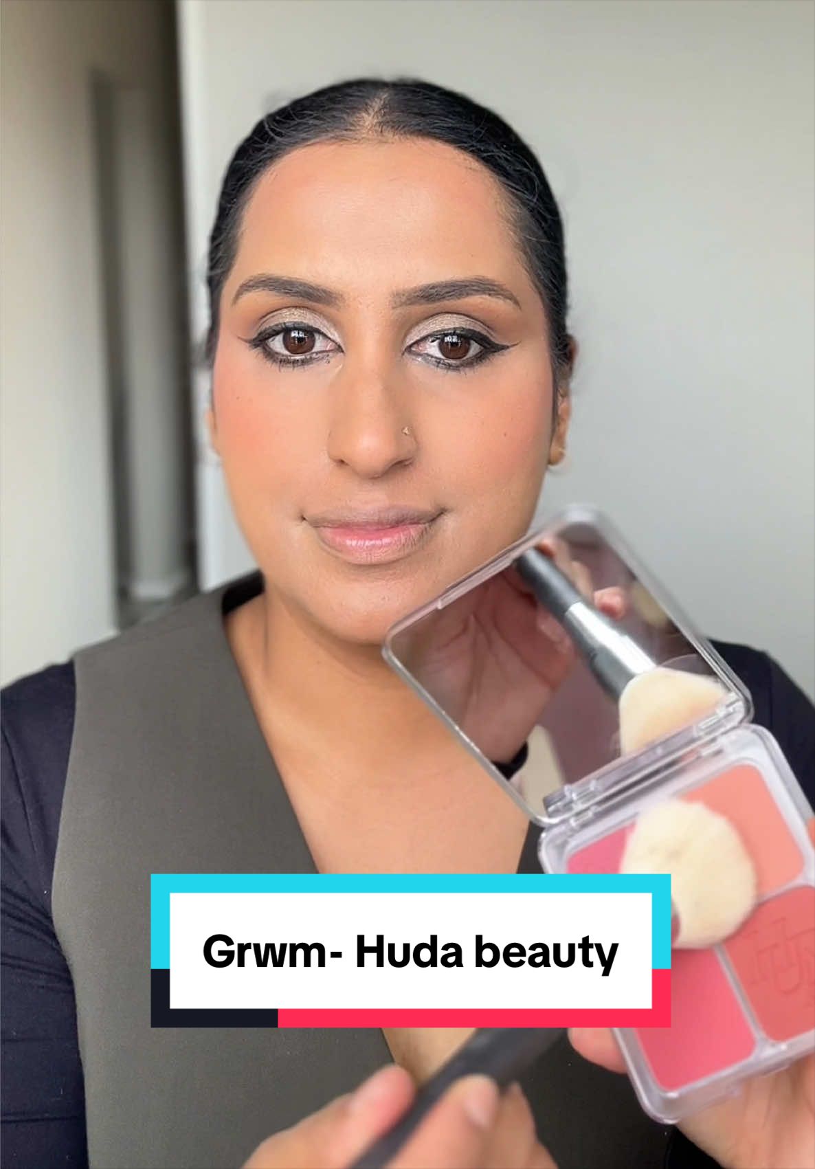 @devinebeautystudio