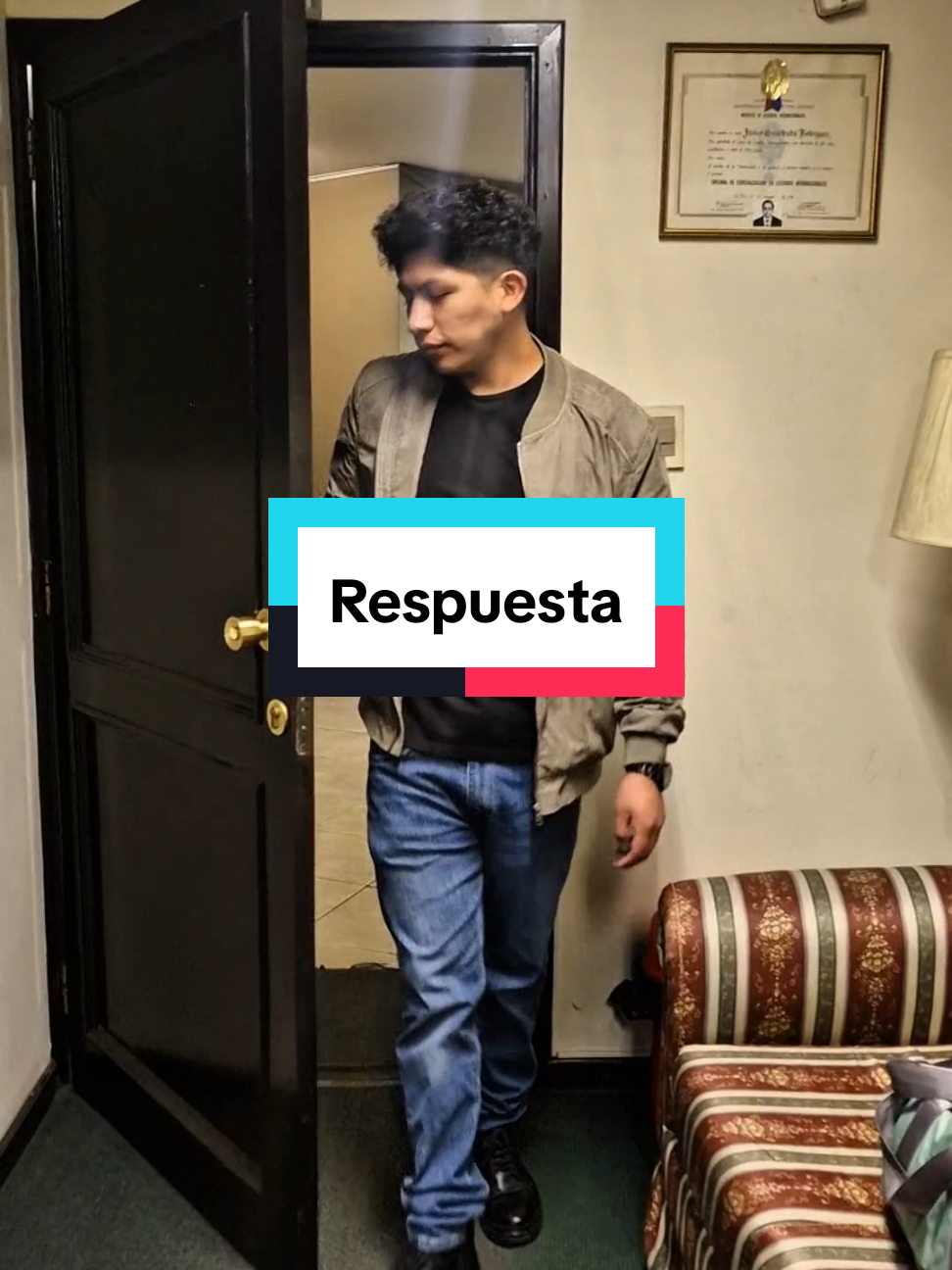 @Jhovo