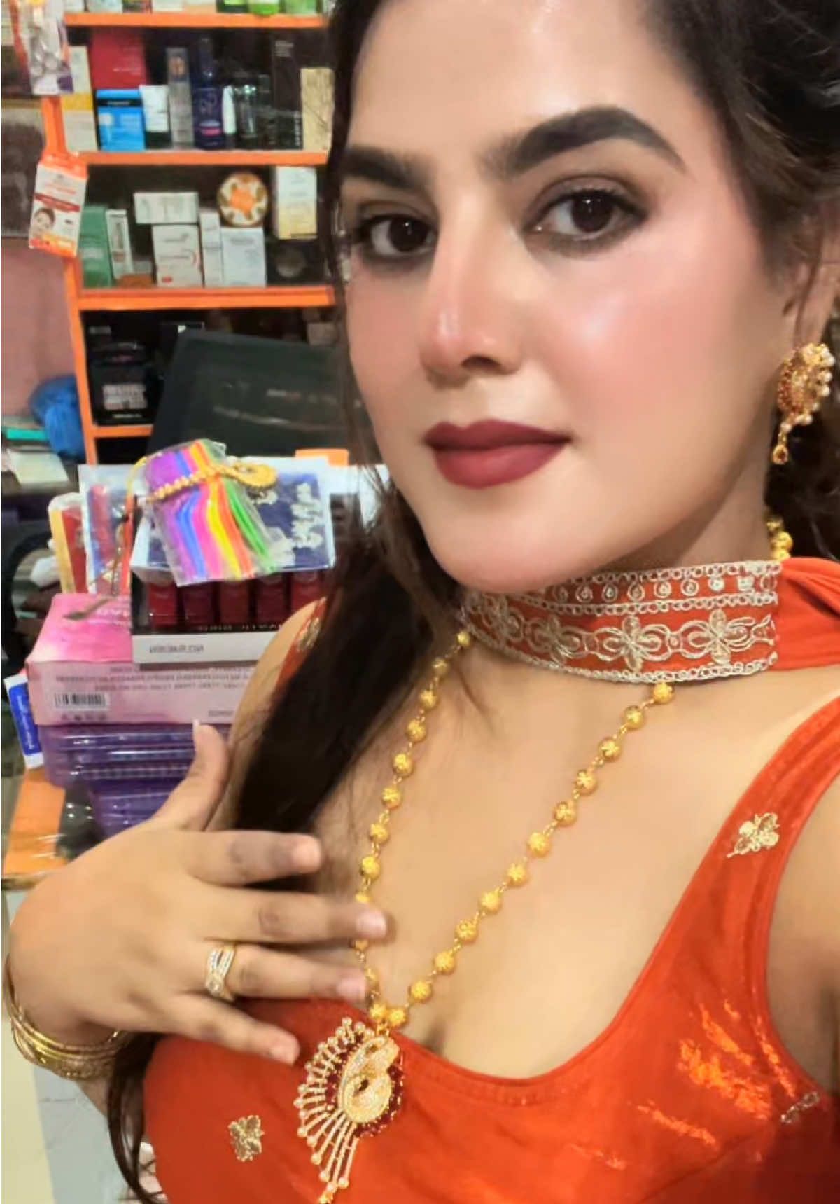 @Divya Cosmetic Itahari💅👄🎨