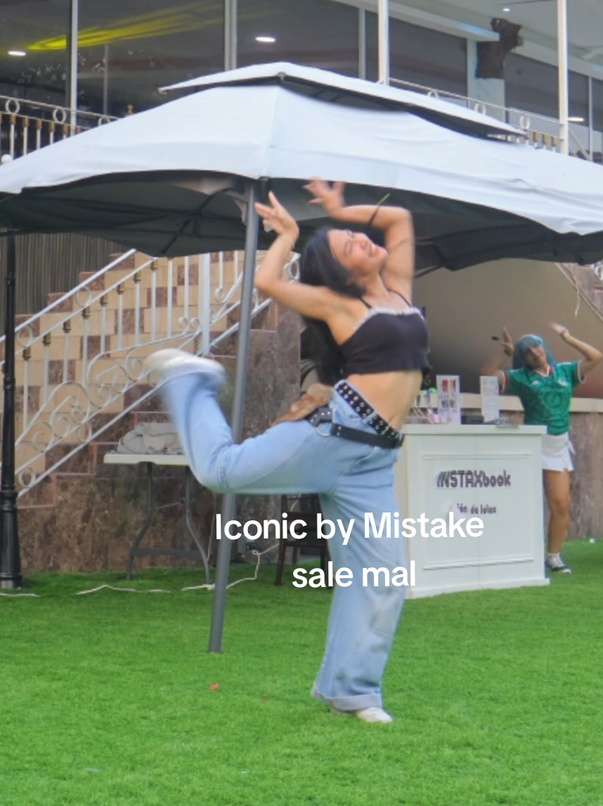 @Lady.Invisible