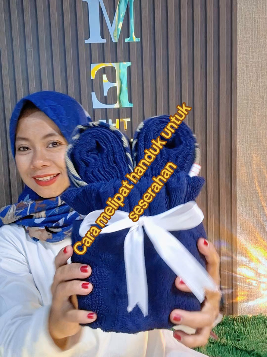 @Siti Fatimah|Gift Box