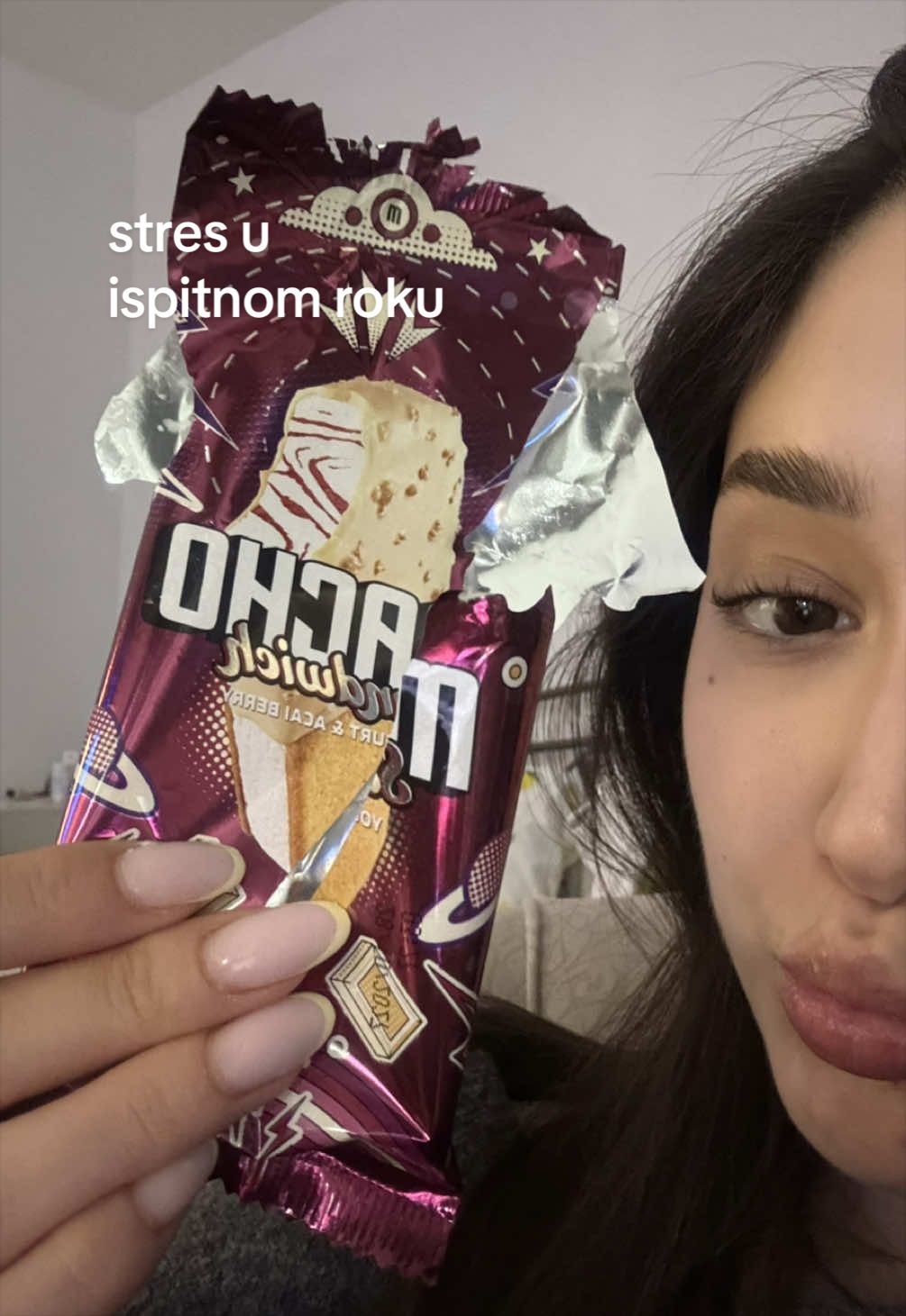 @ana jekić