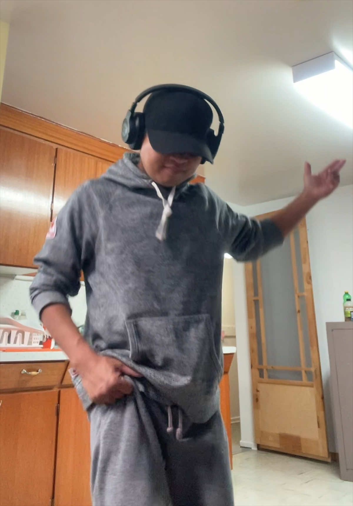 @Kuya_Tuts