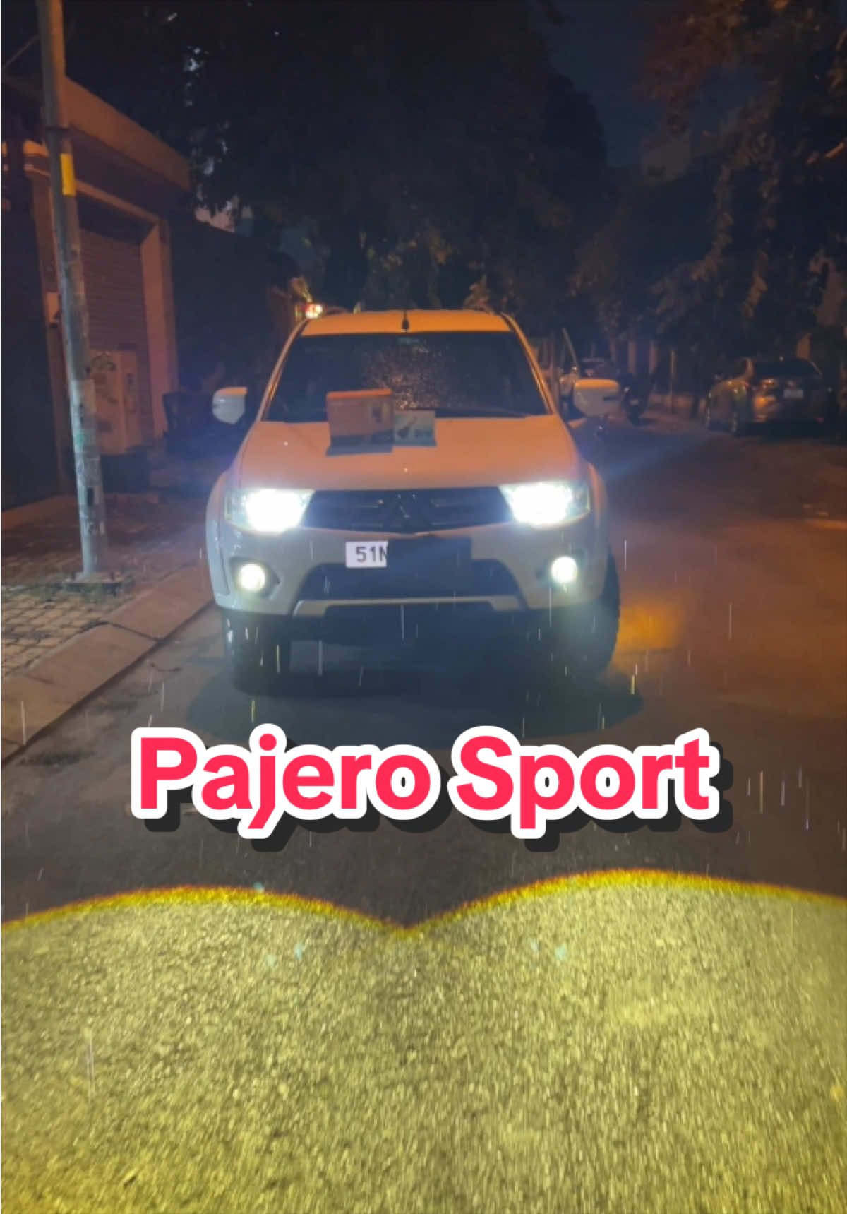 @Đ&Egrave;N LED D10