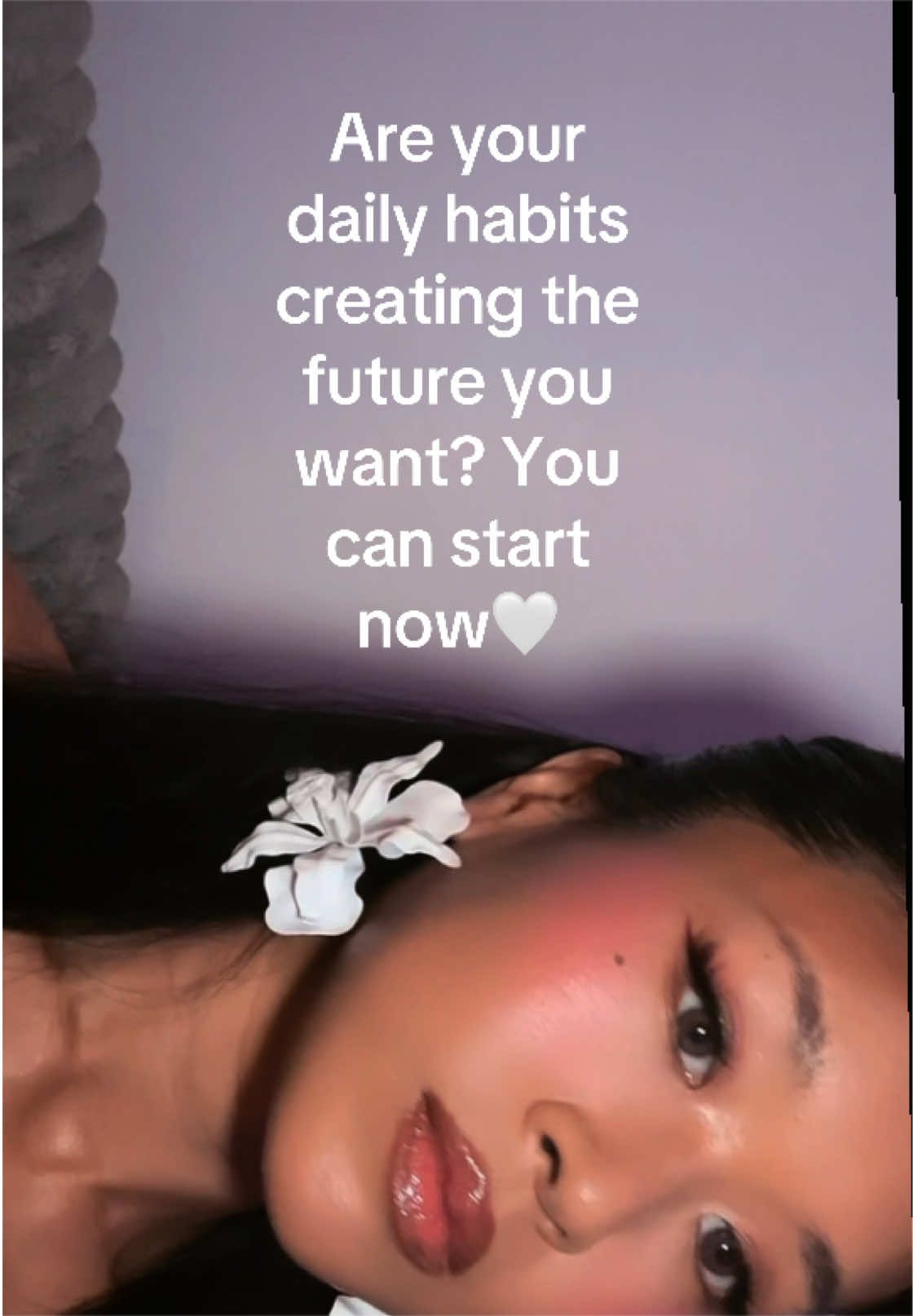 @⋆。°✩