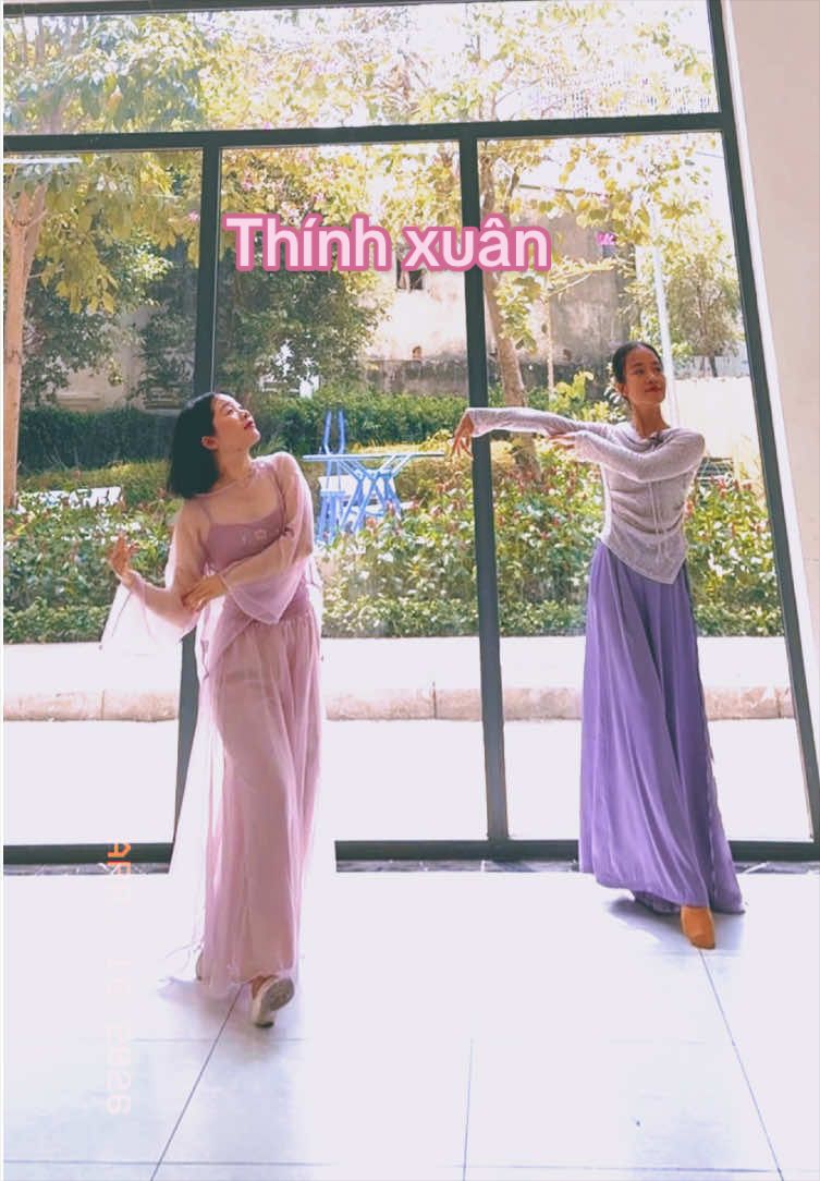@&Aacute;nh Ngọc Nguyễn