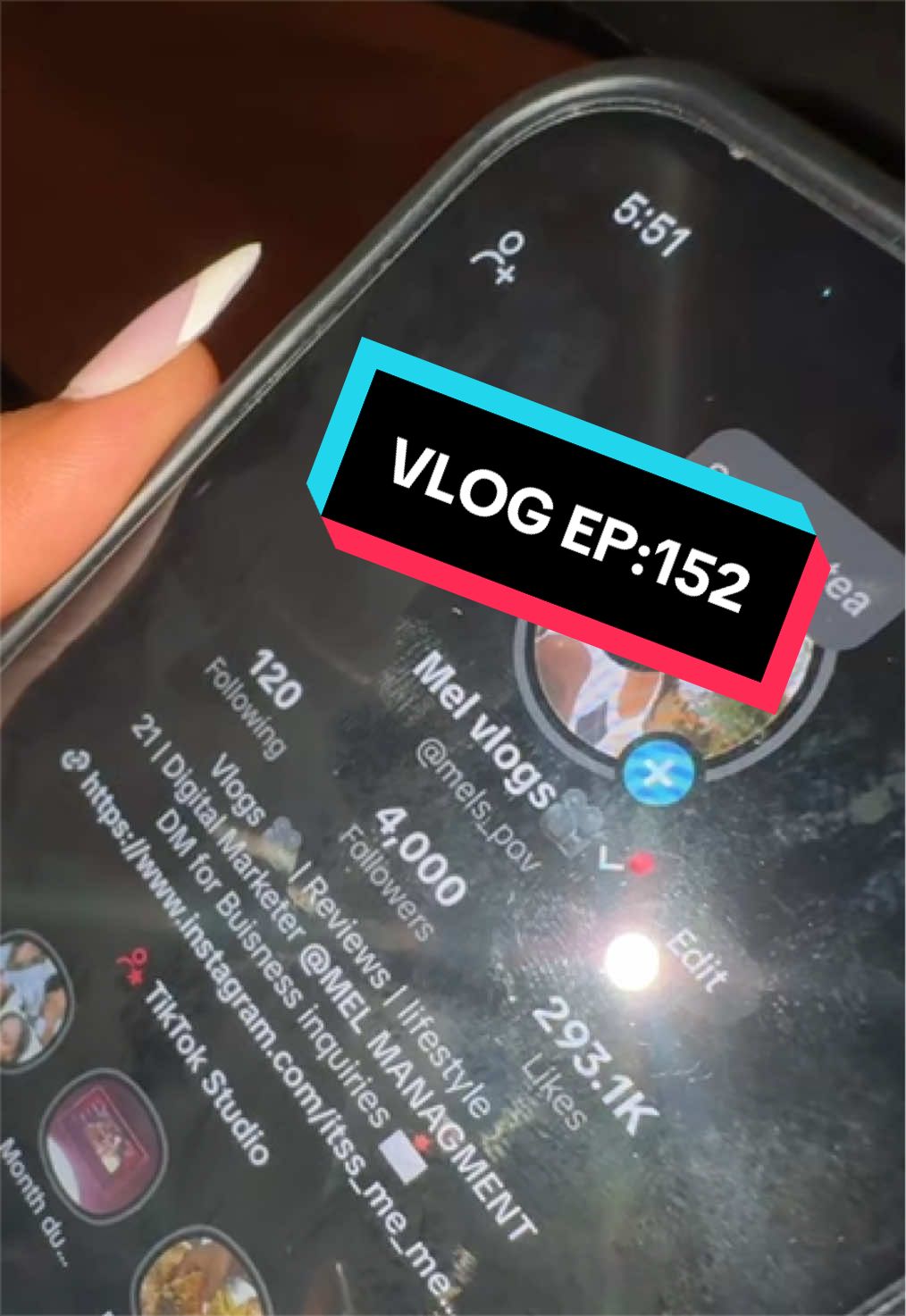 @mel.vlogs.1