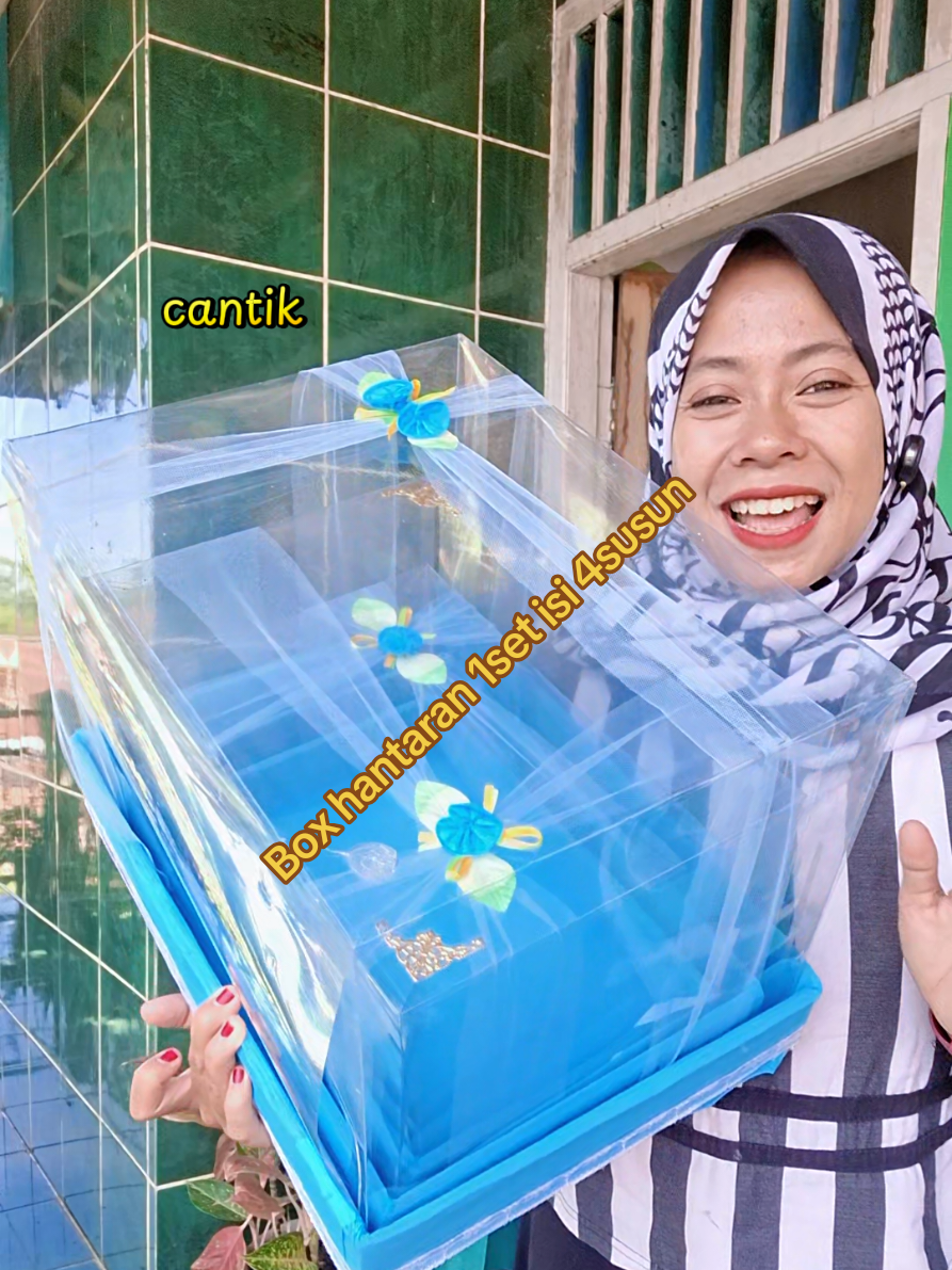 @Siti Fatimah|Gift Box