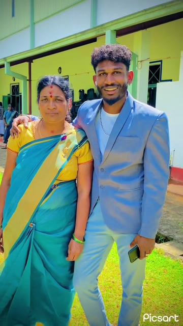 @Rowdy Black Lakshan