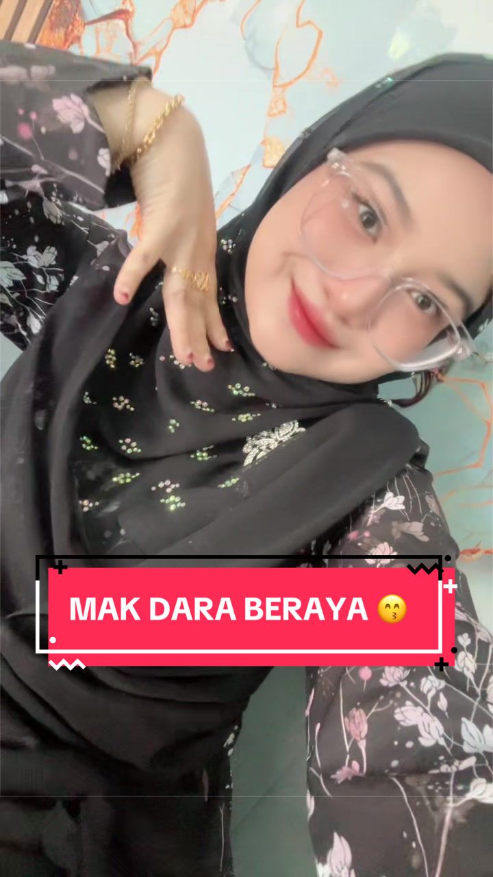 @โก