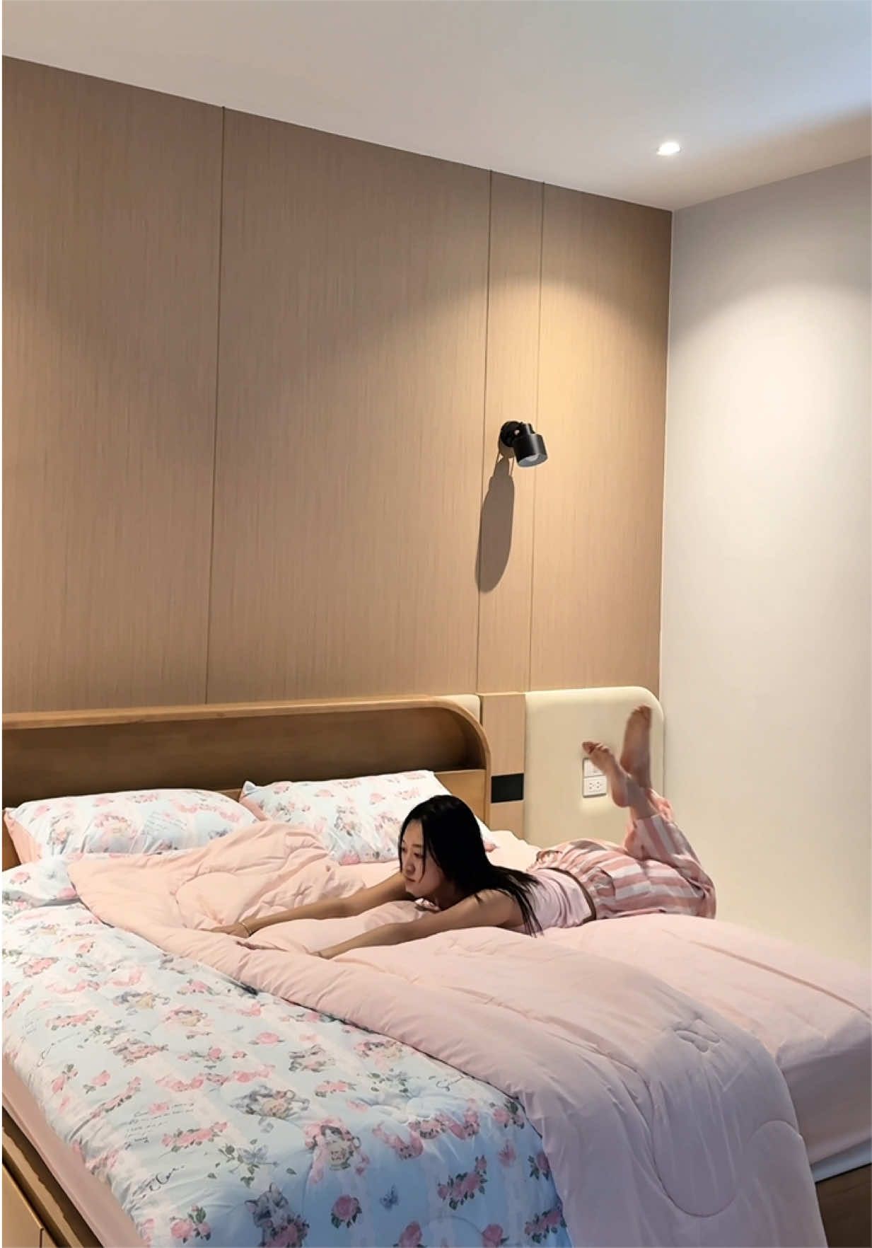 @อาลี่ก๋ง. ( 5.2 M ) 🪞👸💗🌷✨