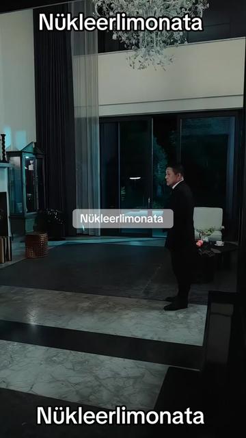 @N&uuml;kleerlimonata