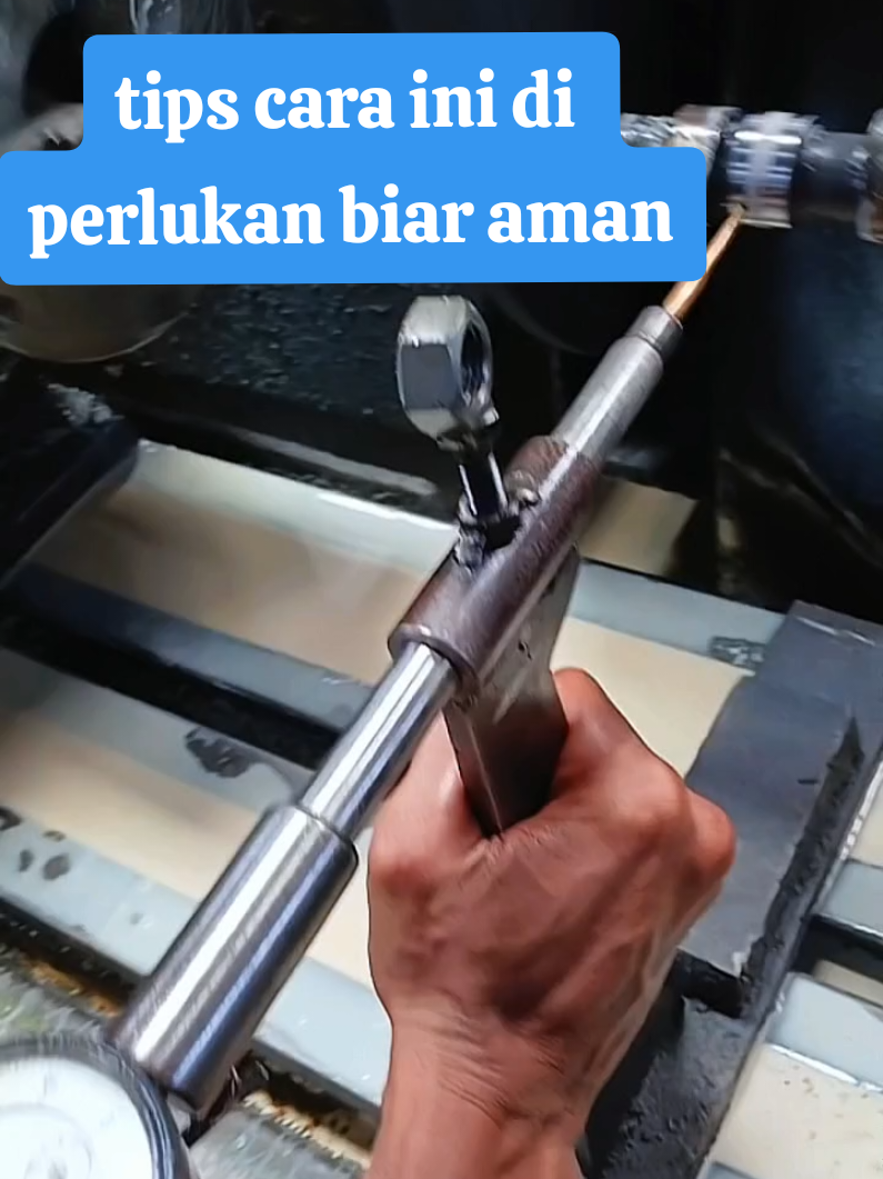 @Tukang bengkel