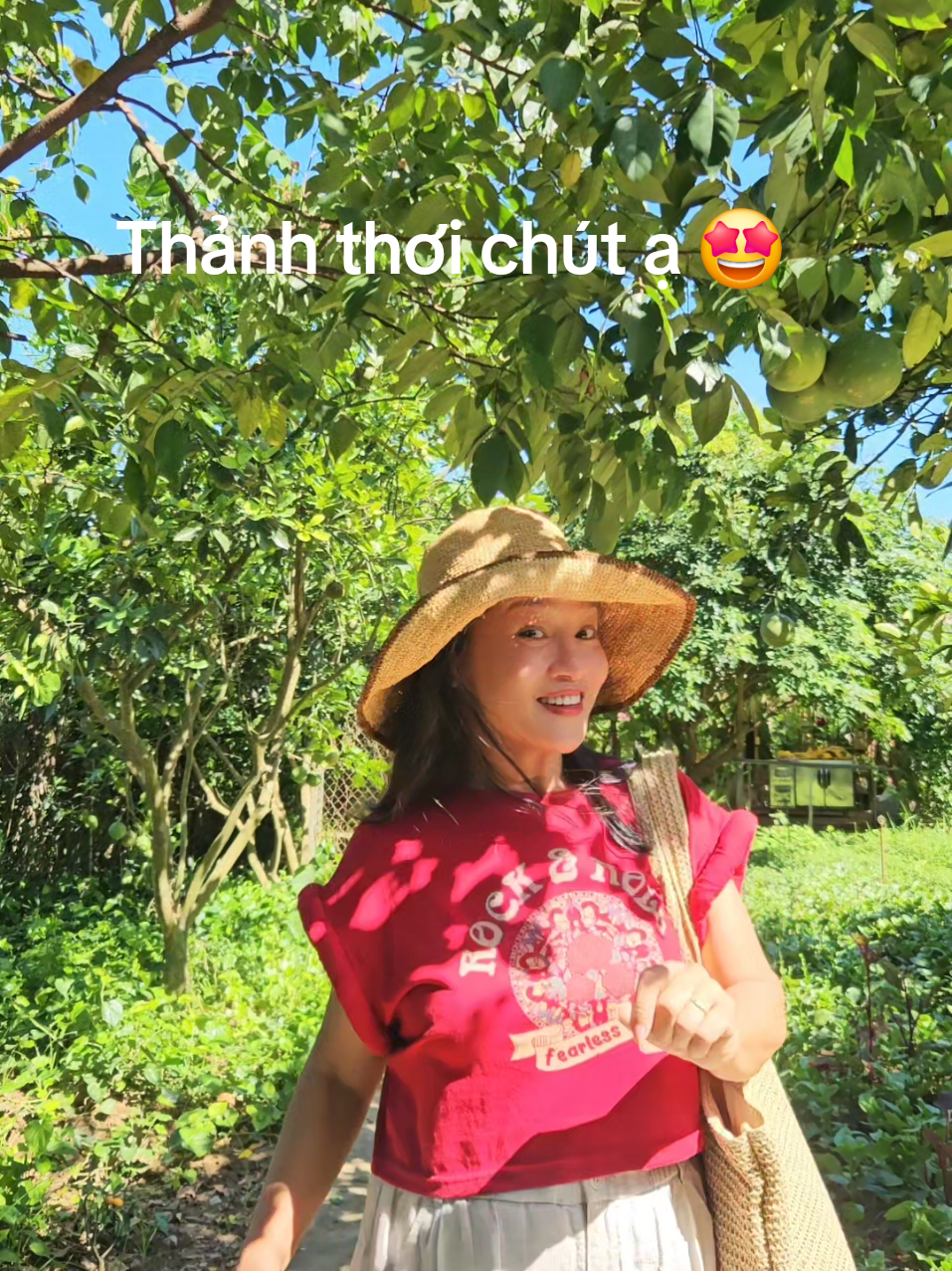@Diễn vi&ecirc;n T&uacute; Oanh