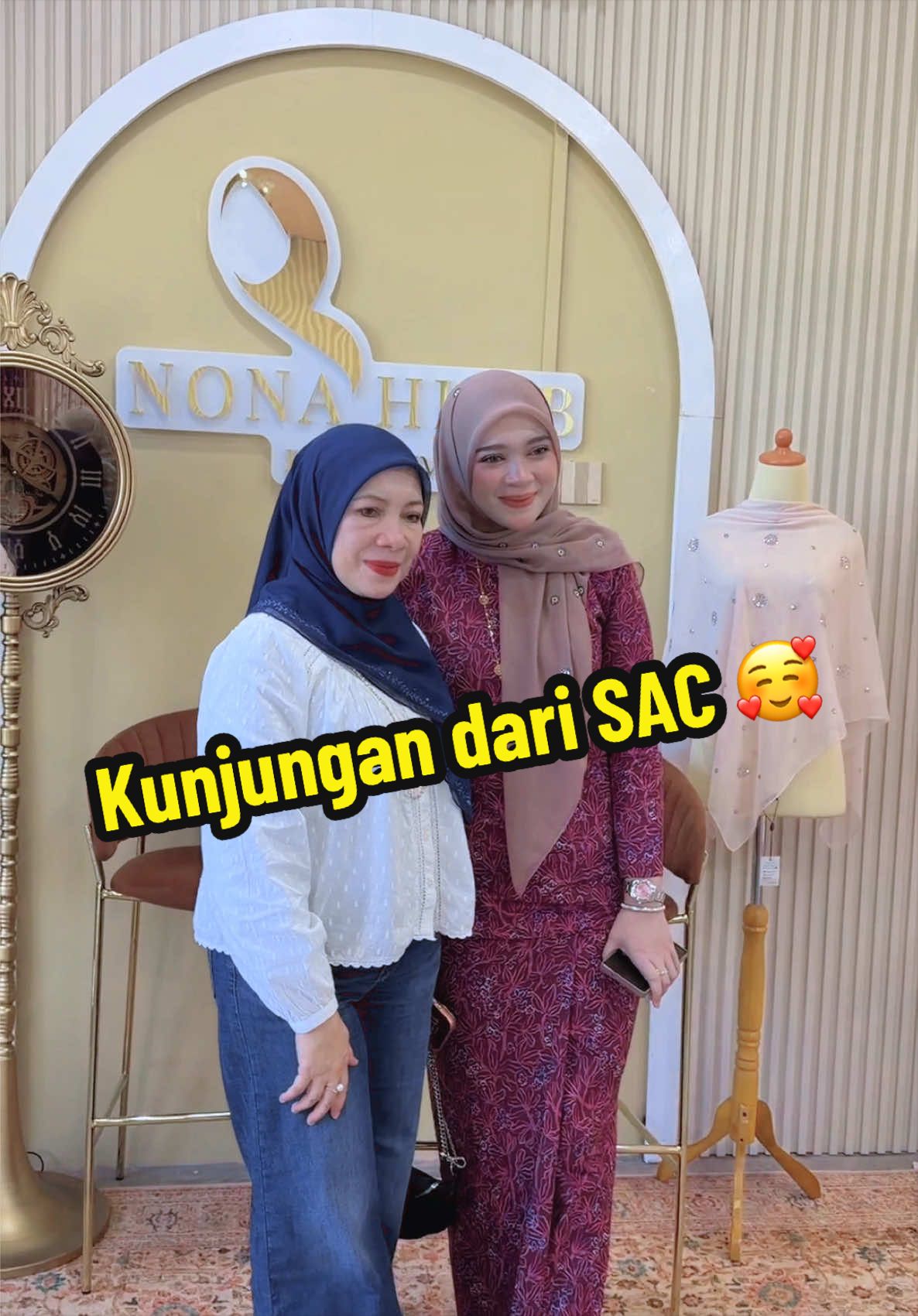 @Nonahijab Exclusive