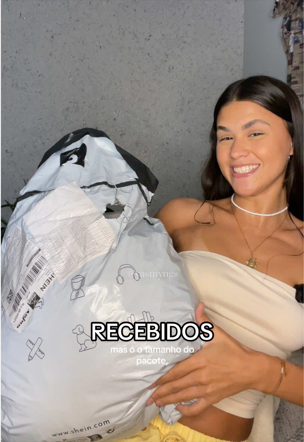 @yasmyngs