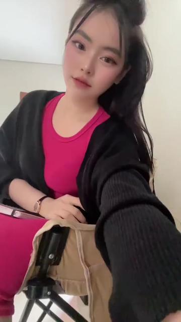 @_ayang9