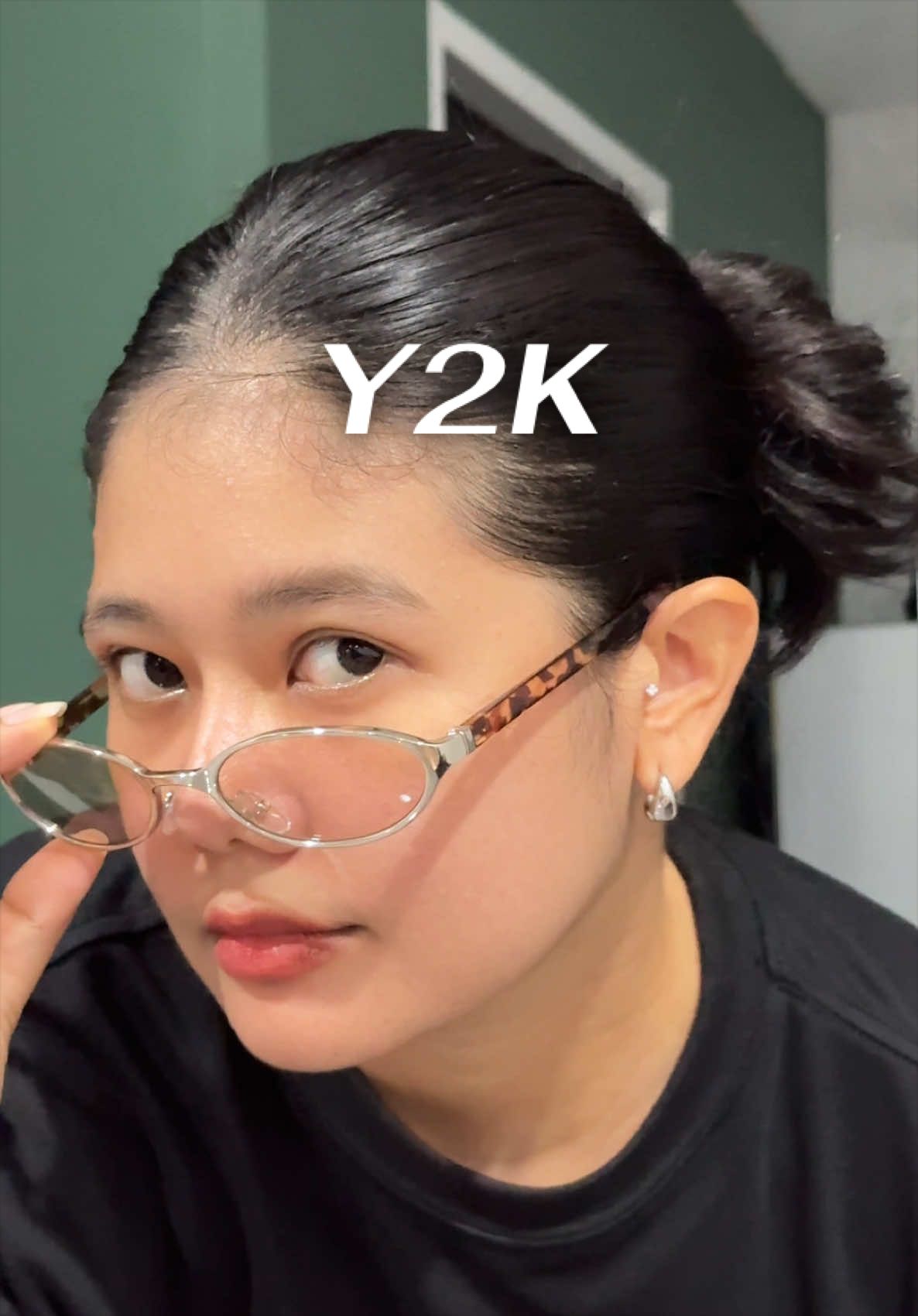 @หนูนารีวิวอะฮิ้วว
