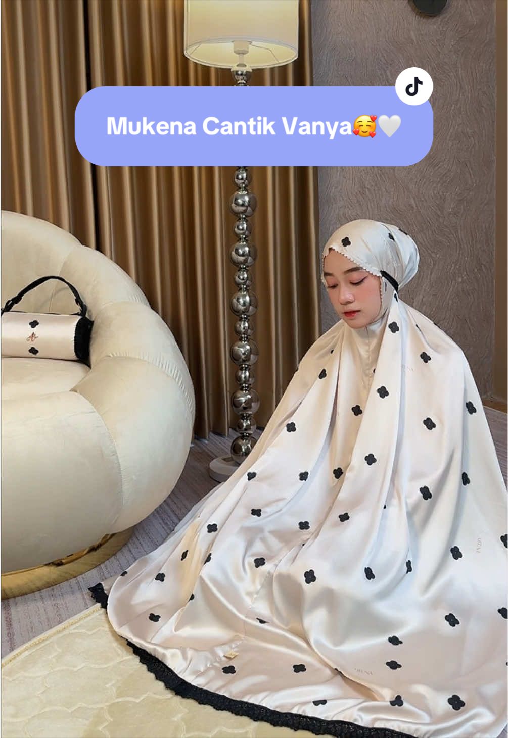 @Alluna