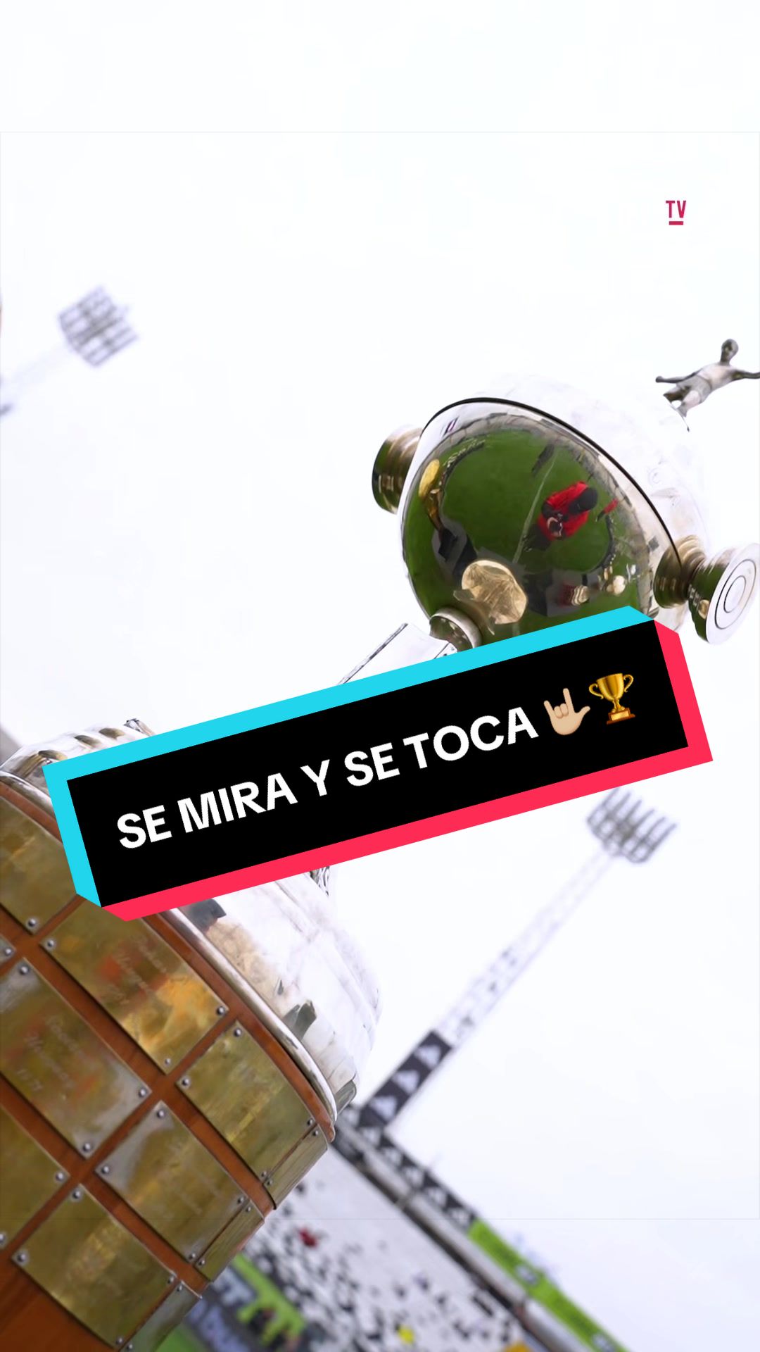 @Colo-Colo