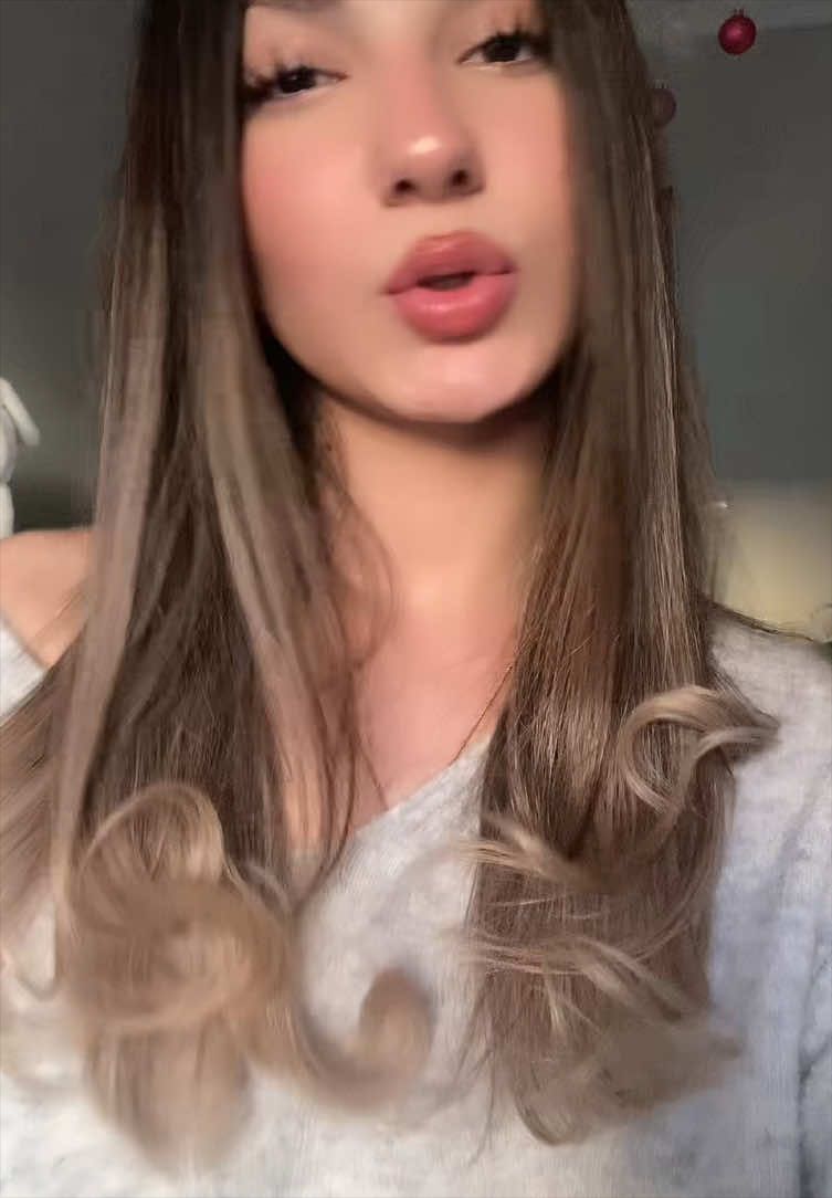 @almiiᥫ᭡