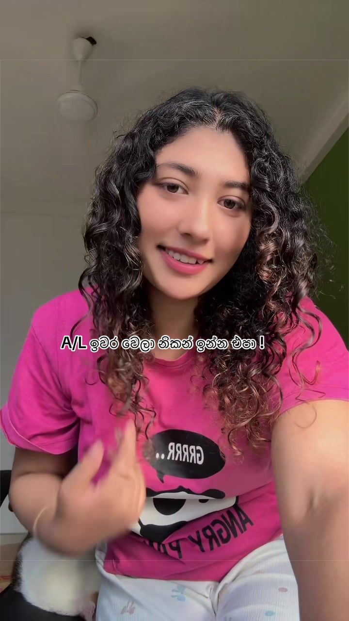 @Minoli Disanayaka | Vlogger 🎀