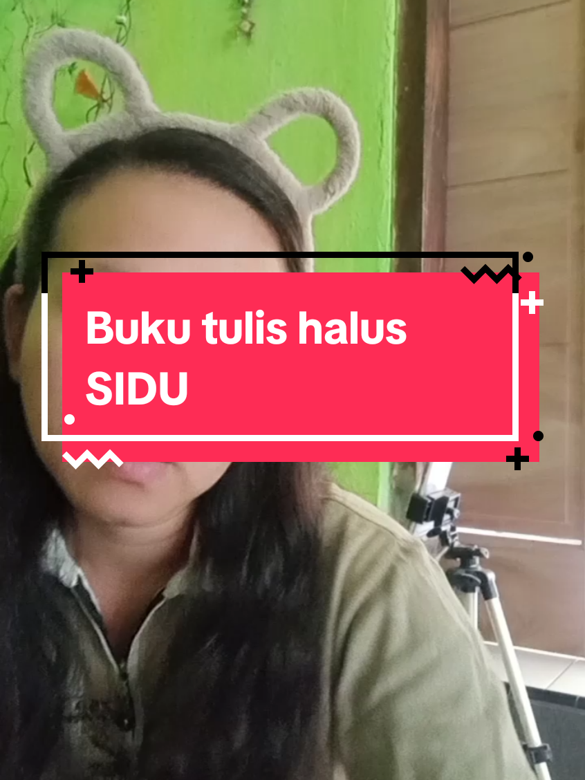 @AVRILIA NALENDRA💕