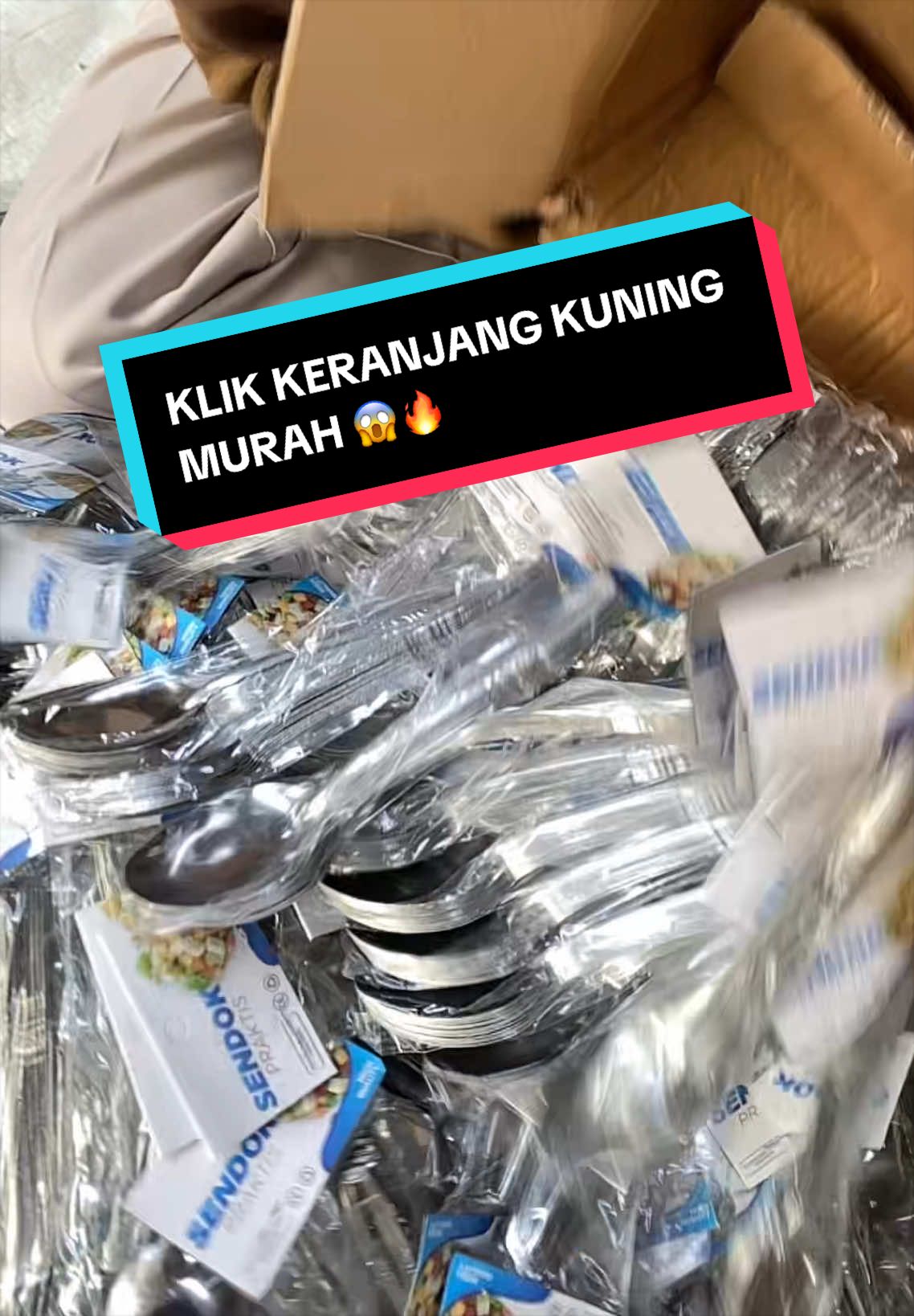 @V MART NUSANTARA