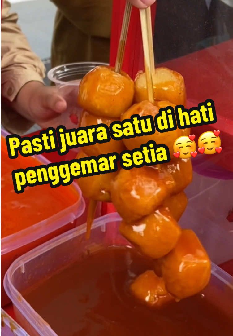 @Kuchkuchhotahu Kudus