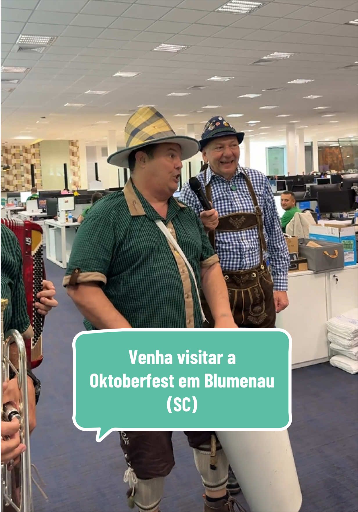 @V&eacute;io da Havan