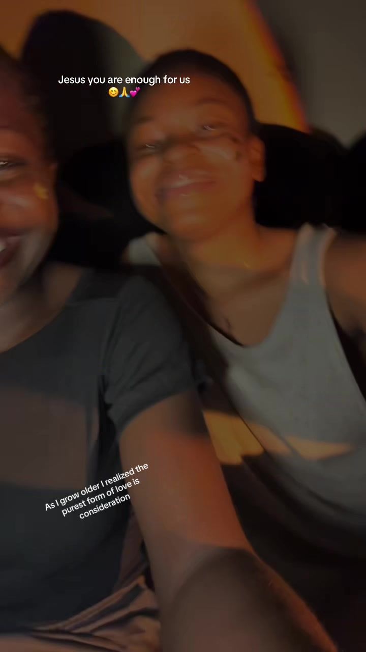 @vee🦋💙