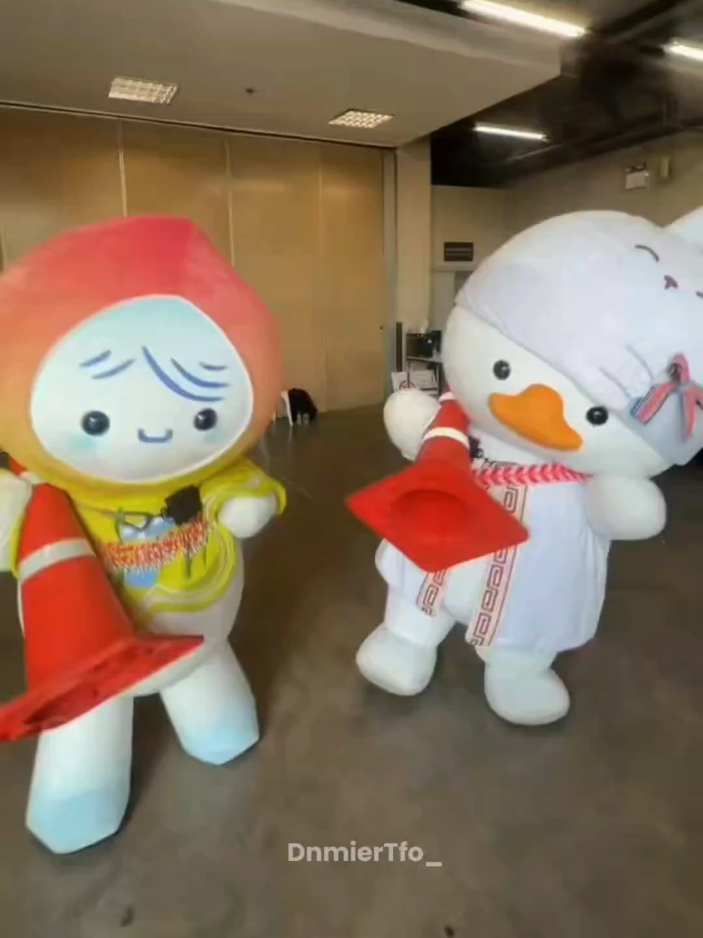 @𝐷𝓃𝓂𝒾𝑒𝓇𝒯𝒻𝑜_૮₍ ˃ ⤙ ˂ ₎ა