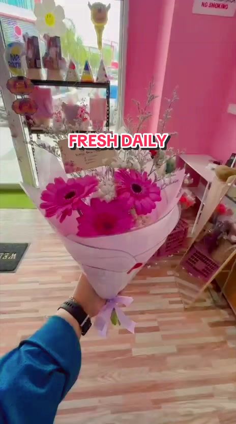 @Giftbymn