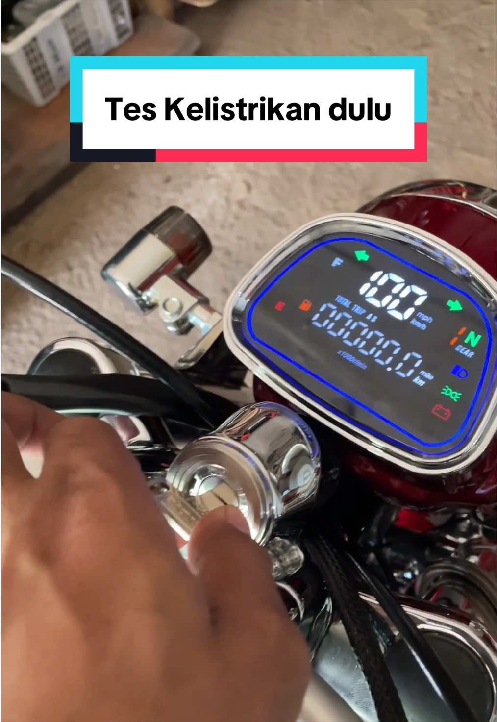 @CBREWO