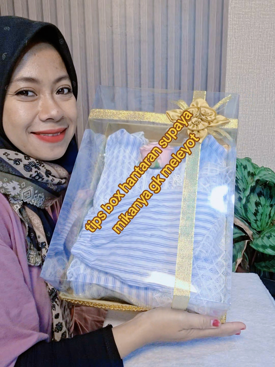 @Siti Fatimah|Gift Box
