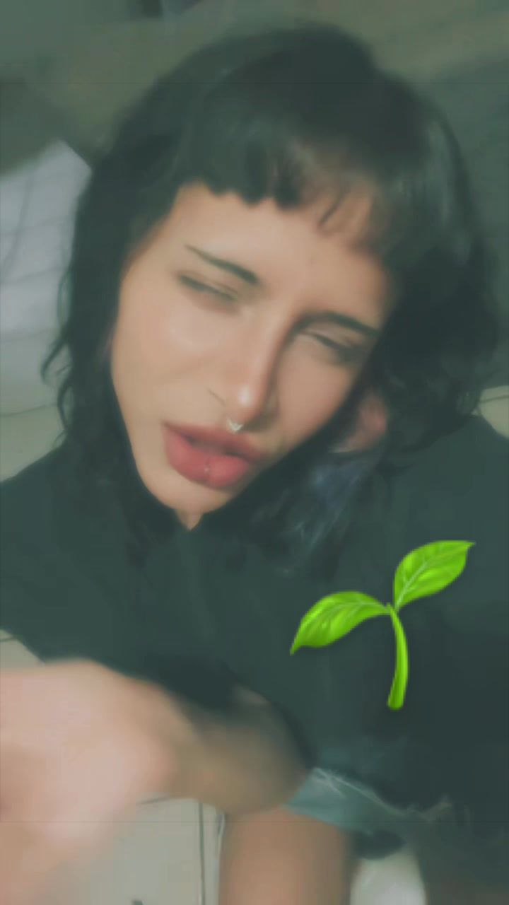 @aria .˙⟡₊⊹ zúria