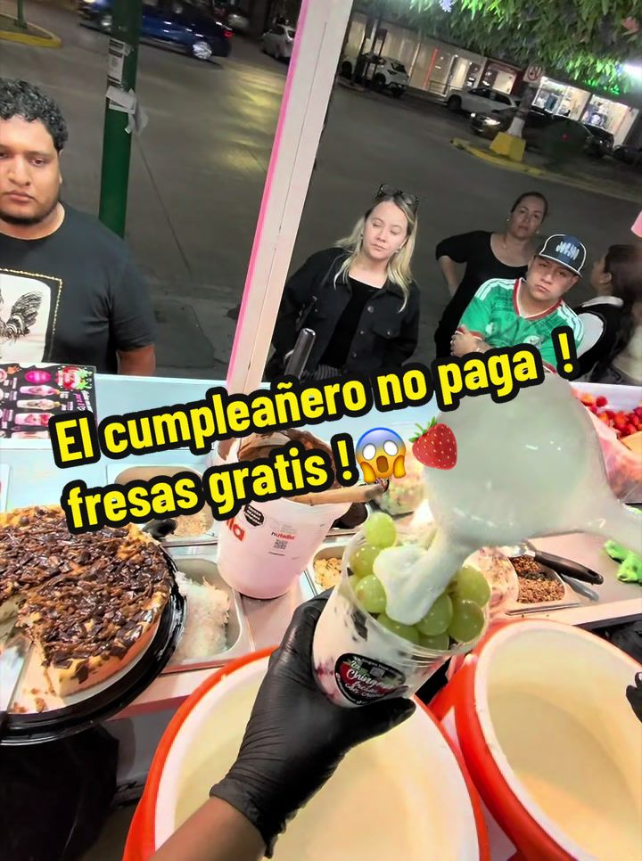 @la chingona fresas con crema