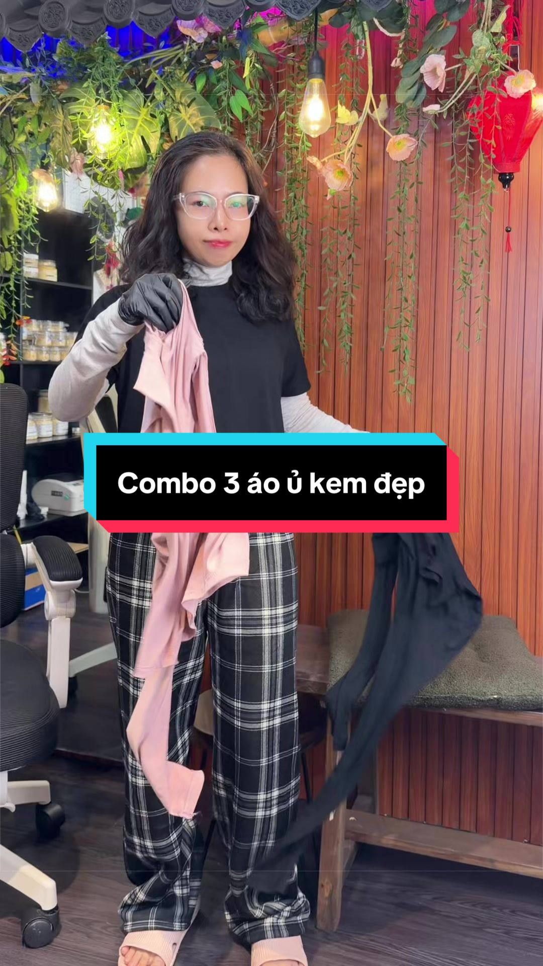 @B&agrave; T&aacute;m Miền T&acirc;y