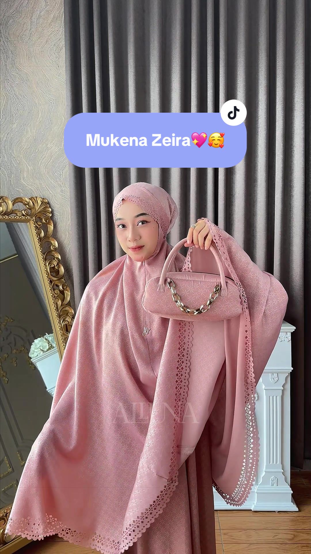 @Alluna